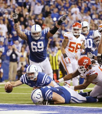 Naked truth: Colts punter McAfee drops photo bomb of Luck on