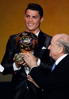 Cristiano Ronaldo: 2013 FIFA Ballon d'Or winner in GIFs – talkSPORT