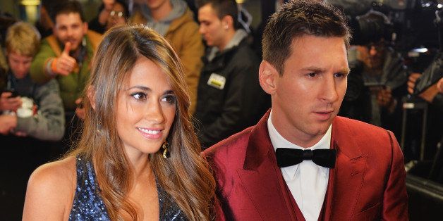 Ballon D Or Photos Soccer Wives And Girlfriends Dazzle On Red Carpet Alongside Ronaldo Messi Huffpost