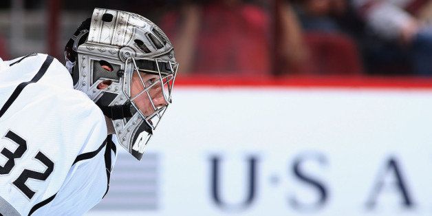 GLENDALE, AZ - JANUARY 28: Goaltender Jonathan Quick #32 of the Los Angeles Kings looks down ice during the first period of the NHL game against the Phoenix Coyotes at Jobing.com Arena on January 29, 2014 in Glendale, Arizona. (Photo by Christian Petersen/Getty Images)