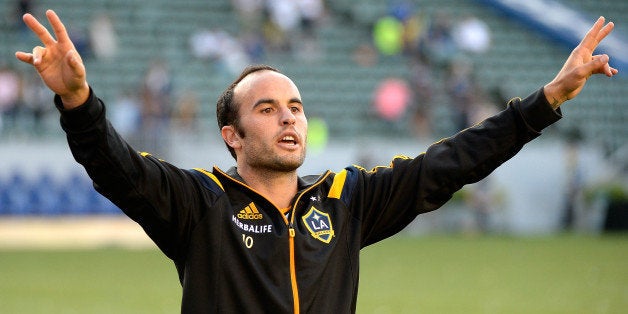 After World Cup snub, Landon Donovan's No. 10 moves on