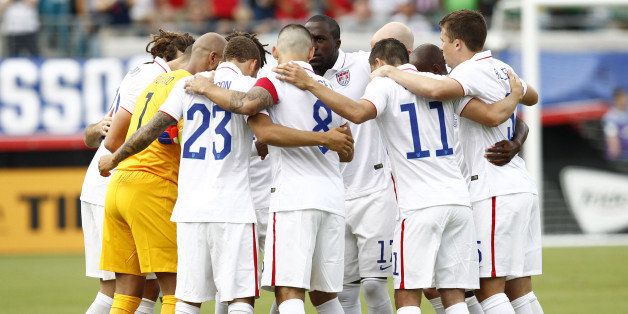 JACKSONVILLE, FL - JUNE 07: The United States starting lineup huddles during the international friendly match against Nigeria at EverBank Field on June 7, 2014 in Jacksonville, Florida. (Photo by Mike Zarrilli/Getty Images)
