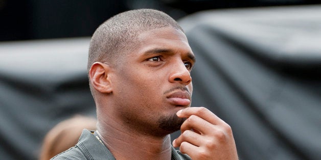 Michael Sam Fails To Make St. Louis Rams' Practice Squad | HuffPost Sports