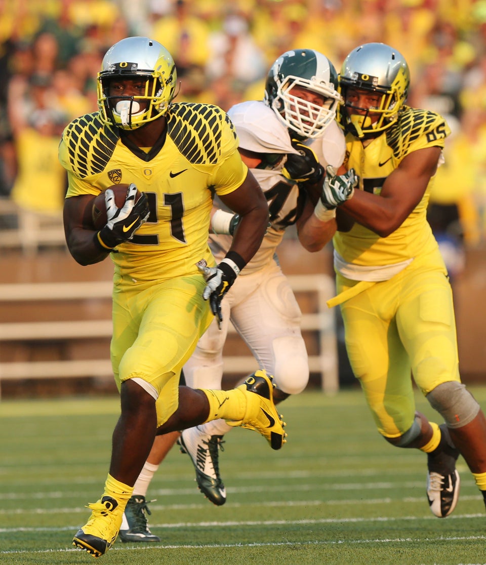 The Bachscore: Where Oregon Ducks football uniforms go to retire 