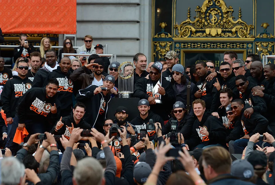 2012 SF Giants World Series Champions T-Shirt India