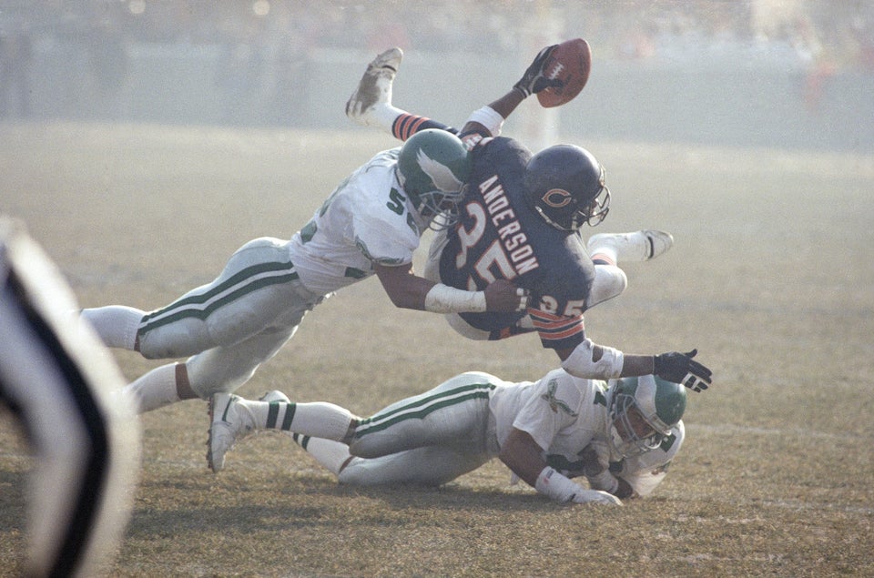 RANDALL CUNNINGHAM PHILADELPHIA EAGLES CHICAGO BEARS FOG BOWL PASS