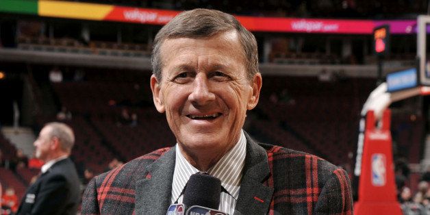 CHICAGO, IL - MARCH 05: TNT Reporter Craig Sager reports before a game between the Oklahoma City Thunder and Chicago Bulls on March 5, 2015 at the United Center in Chicago, Illinois. NOTE TO USER: User expressly acknowledges and agrees that, by downloading and/or using this photograph, user is consenting to the terms and conditions of the Getty Images License Agreement. Mandatory Copyright Notice: Copyright 2015 NBAE (Photo by Randy Belice/NBAE via Getty Images)