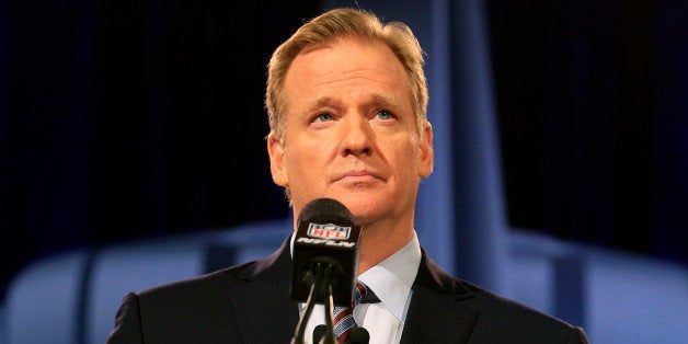 PHOENIX, AZ - JANUARY 30: NFL Commissioner Roger Goodell speaks during a press conference prior to the upcoming Super Bowl XLIX at Phoenix Convention Center on January 30, 2015 in Phoenix, Arizona. (Photo by Cliff Hawkins/Getty Images)