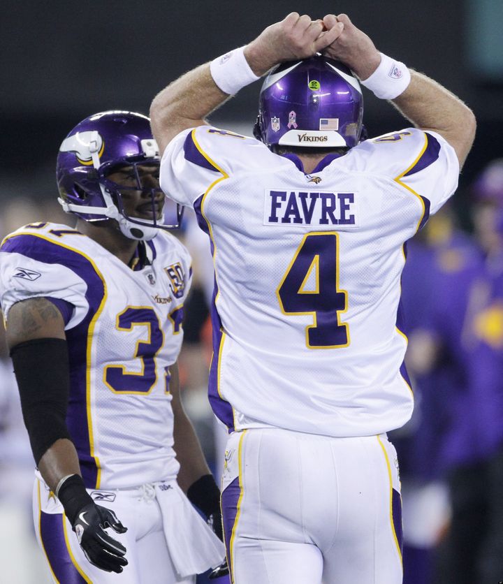 Minnesota Vikings receivers look to use Brett Favre's experience - ESPN