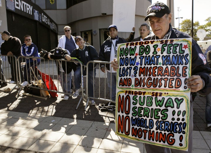 Longtime New York Yankees fan Freddy 'Freddy Sez' Schuman dies at