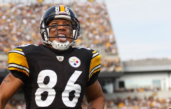 Steelers' Ward lashes out, says NFL doesn't care about players