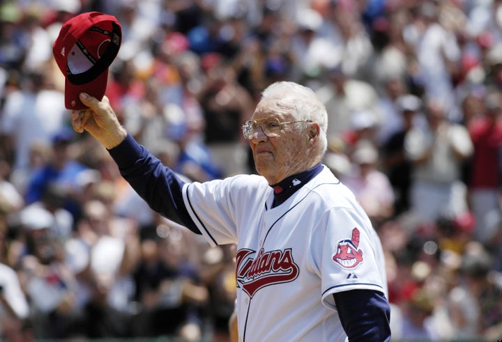 Bob Feller Demonstrates Pitching 