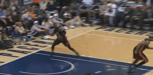 The best of Dwyane Wade to LeBron James alley-oops