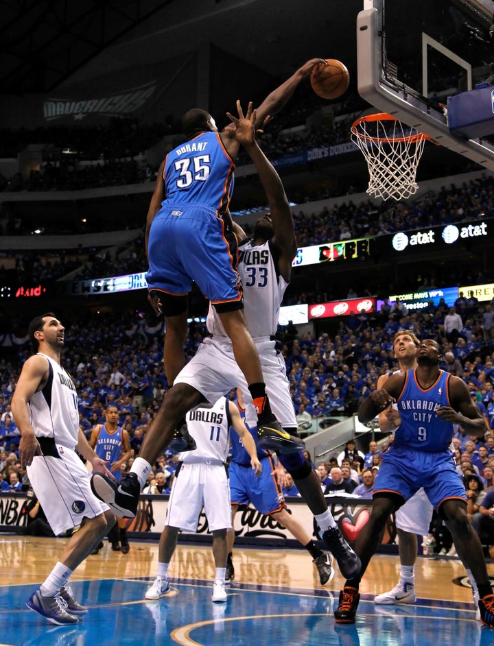 kevin durant dunk on brendan haywood