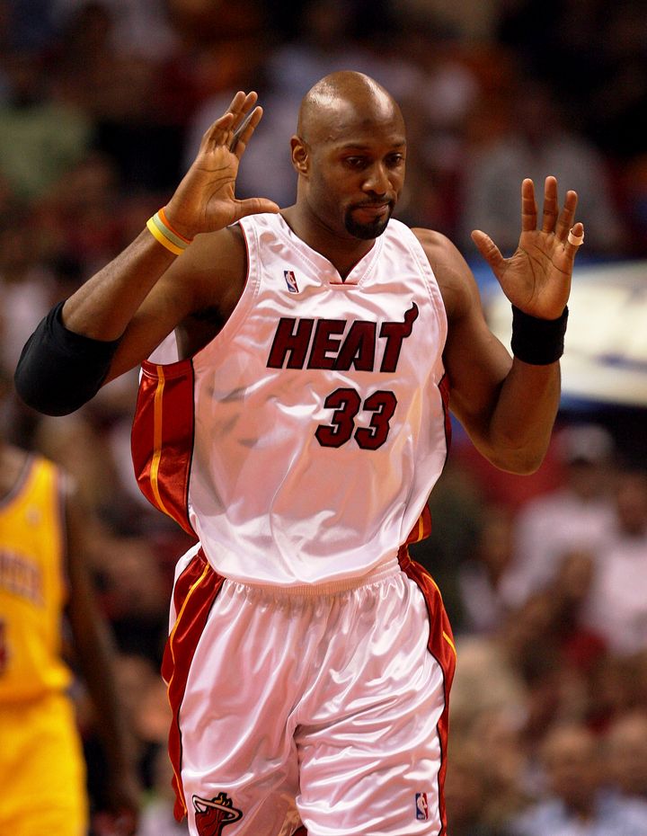 Former NBA Star Alonzo Mourning Charged for Leaving Scene of Highway Crash  - TSM Interactive
