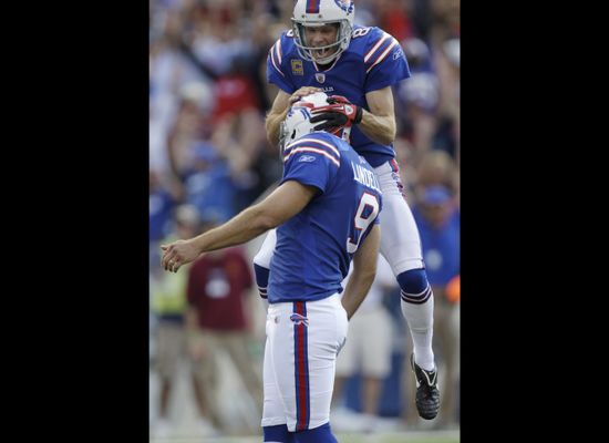 PATRIOTS NOTEBOOK: Bills' Fitzpatrick providing a little pop in