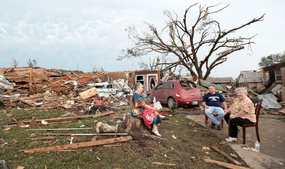 The Woman Who Was Reunited With Her Dog After the Tornado in Oklahoma