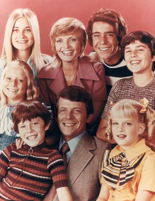 Brady Bunch' Cast Will Reunite for New Lifetime Movie This Holiday