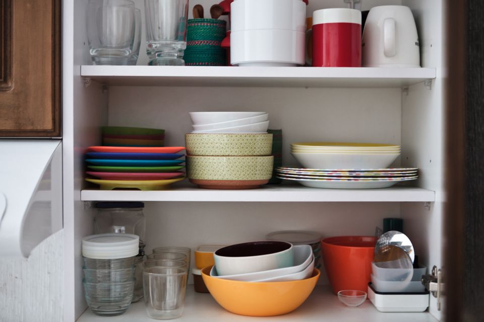 5 Unexpected Things That Keep Your Home From Looking Spotless ...