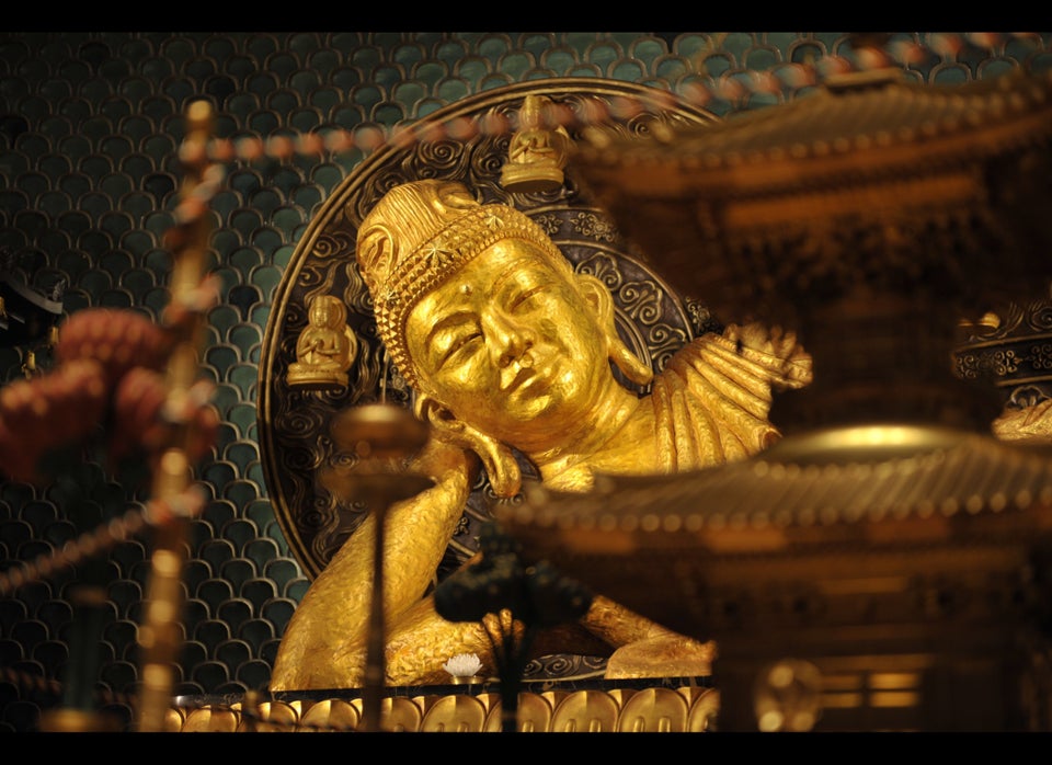 Reclining Buddha