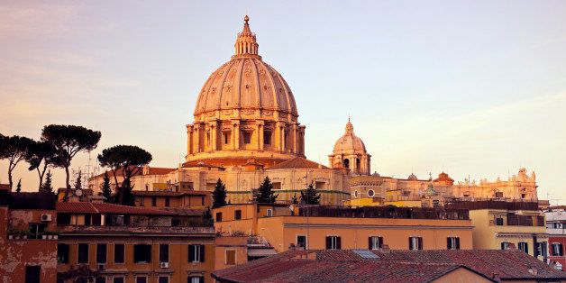 Italy, Rome, Vatican, St. Peter's Basilica? in early morning