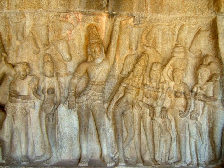 Description Krishna lifting Govardhan Hill (Bas relief 7th century AD in Mahabalipuram, Tami Nadu) | Source | Date 04-02-2007 | Author Ilya ... 