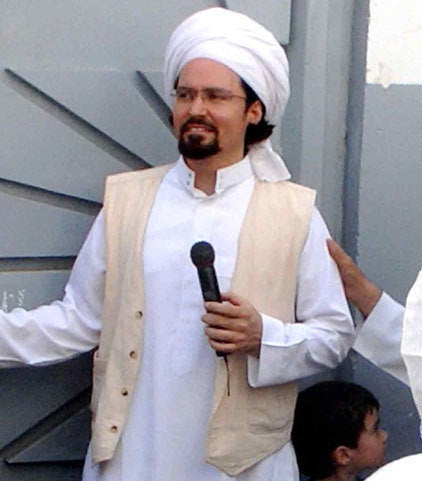 Description Hamza Yusuf | Source Made by en:User:Enthogenesis | Enthogenesis | Date :- | Author en:User:Enthogenesis | Enthogenesis | ... 