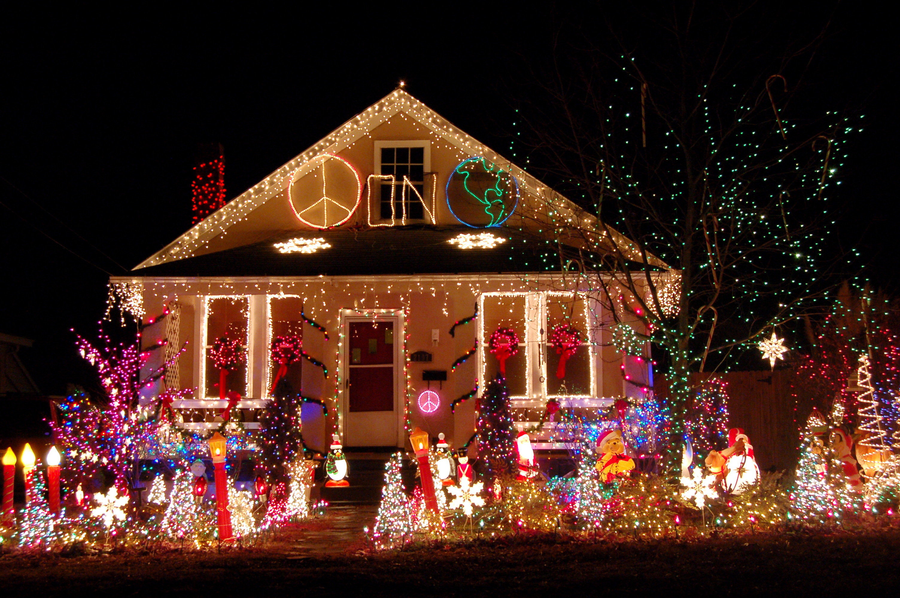 Has christmas house