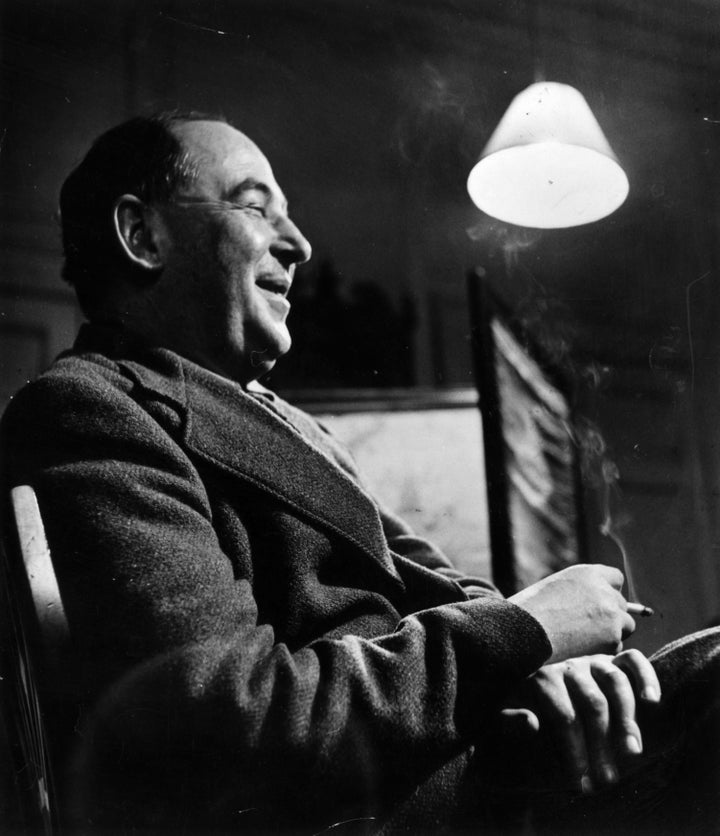 25th November 1950: English novelist and scholar Clive Staples Lewis (1898 - 1963), a fellow and tutor of Magdalen College, Oxford in his college rooms. Original Publication: Picture Post - 5159 - Eternal Oxford - pub. 1950 (Photo by John Chillingworth/Picture Post/Getty Images)