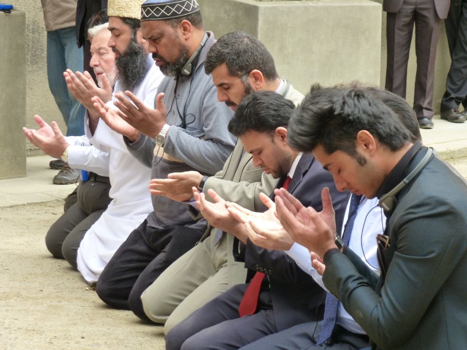 Imams pray at Auschwitz