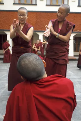 How to Use and Choose a Tibetan Mala - Tibetan Nuns Project