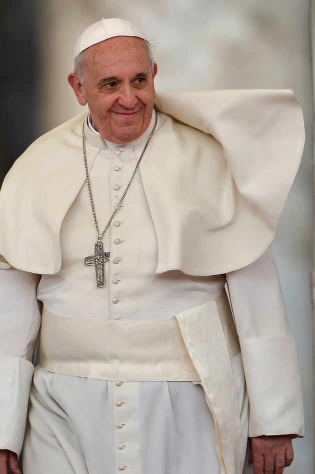 Pope Francis Windy Wardrobe Malfunction With His Hat And Mantle