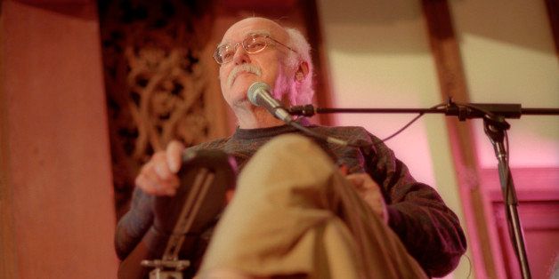 Krishna Das and Ram Dass performing at Synod Hall of St. John the Divine on Saturday night, September 25, 1999.This image:Ram Dass.(Photo by Hiroyuki Ito/Getty Images)