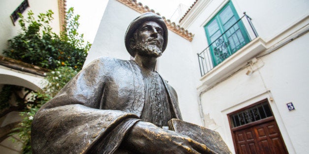 Maimonides, the most famous Jewish philosopher and author of the Mishneh Torah, was born in Cordoba in 1125. A statue to his honor stands in Tiberiadus Square in the Juderia.