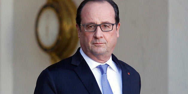 PARIS, FRANCE - NOVEMBER 23: French President Francois Hollande leaves after a meeting with European Council President Donal