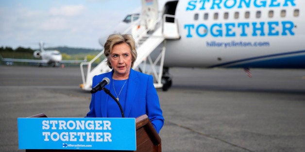 U.S. Democratic presidential candidate Hillary Clinton holds a news conference on the airport tarmac in front of her campaign plane in White Plains, New York, United States September 8, 2016. REUTERS/Brian Snyder