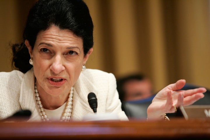 Olympia Snowe’s Strange Martyrdom | HuffPost Latest News