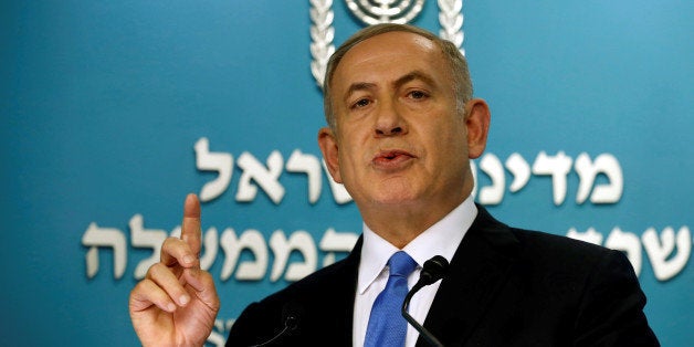 Israeli Prime Minister Benjamin Netanyahu delivers a speech in his office in his Jerusalem office December 28, 2016. REUTERS/