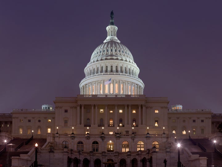 {{FeaturedPicture|US Capitol Building}}