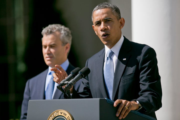 U.S. President Barack Obama, right, speaks in the Rose Garden of the White House with Jeffrey Zients, acting director of the Office of Management and Budget (OMB), in Washington, D.C., U.S., on Wednesday, April 10, 2013. Obama sends a $3.77 trillion spending plan to Congress today that calls for reductions in Social Security and Medicare in a political gamble intended to revive deficit-reduction talks. Photographer: Andrew Harrer/Bloomberg via Getty Images 