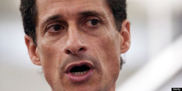 Anthony Weiner Aide Slams Slutbag Former Campaign Intern Huffpost Latest News
