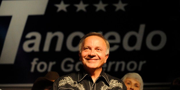 110210_Election_CFW- Gubernatorial candidate Tom Tancredo, of the American Constitution Party, offers thanks to his supporter