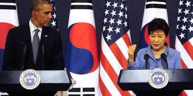 SEOUL, SOUTH KOREA - APRIL 25: US President Barack Obama (L) and South Korean President Park Geun-Hye (R) attend a joint press conference at the presidential Bule House on April 25, 2014 in Seoul, South Korea. The U.S. President is on an Asian tour where he is due to visit Japan, South Korea, Malaysia and Philippines. (Photo by Song Kyung-Seok - Pool/Getty Images)