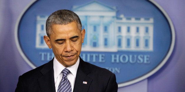 WASHINGTON, DC - MAY 30: U.S. President Barack Obama pauses as he announces the resignation of Secretary of Veterans Affairs Eric Shinseki in the briefing room of the White House May 30, 2014 in Washington, DC. Obama accepted the resignation following a 45 minute meeting with Shinseki. (Photo by Alex Wong/Getty Images)