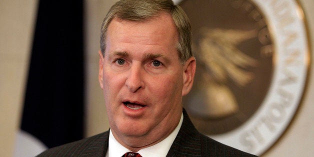 Indianapolis Mayor Greg Ballard announces in Indianapolis on Monday, July 12, 2010, an agreement between city officials and the Indiana Pacers to keep the NBA team at Conseco Fieldhouse for the next three seasons while the city pays $10 million a year for running the arena. (AP Photo/Michael Conroy)