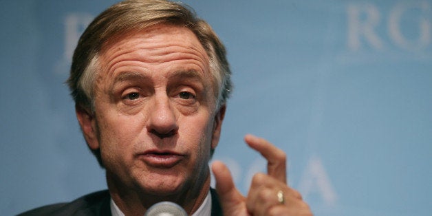 WASHINGTON, DC - FEBRUARY 23: Republican Governors Association Chairman and Tennessee Governor Bill Haslam holds a news conference at the U.S. Chamber of Commerce February 23, 2015 in Washington, DC. Republican and Democratic governors met with U.S. President Barack Obama at the White House Monday during the last day of the National Governors Association winter meeting. (Photo by Chip Somodevilla/Getty Images)