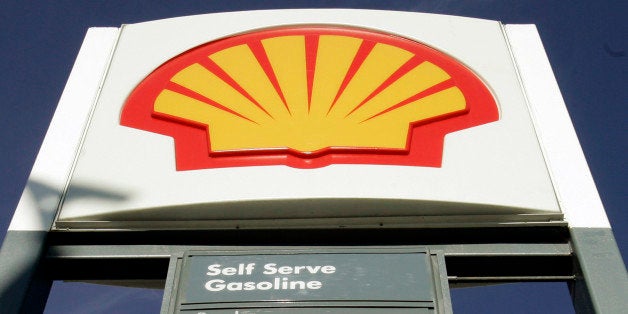 FILE - In this Nov. 14, 2007 file photo, the Shell Oil Co. logo is seen at a Shell gas station in San Mateo, Calif. The U.S. Supreme Court on Monday, June 15, 2009 said it is stepping into a dispute between Shell Oil Co. and eight Shell station operators in the state of Massachusetts who claim the oil company tried to drive them out of business. (AP Photo/Paul Sakuma, file)