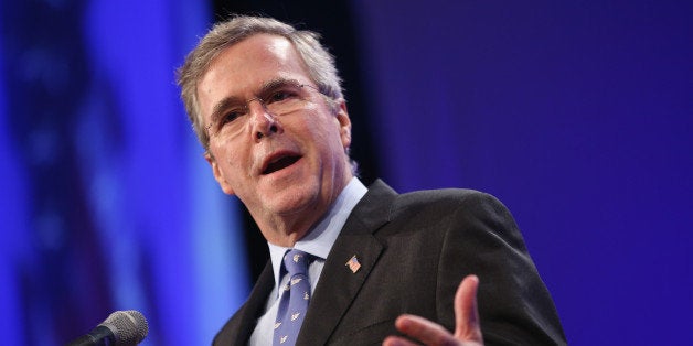 DES MOINES, IA - MAY 16: Former Florida Governor Jeb Bush speaks to guests gathered for the Republican Party of Iowa's Lincoln Dinner at the Iowa Events Center on May 16, 2015 in Des Moines, Iowa. The event sponsored by the Republican Party of Iowa gave several Republican presidential hopefuls an opportunity to strengthen their support among Iowa Republicans ahead of the 2016 Iowa caucus. (Photo by Scott Olson/Getty Images)