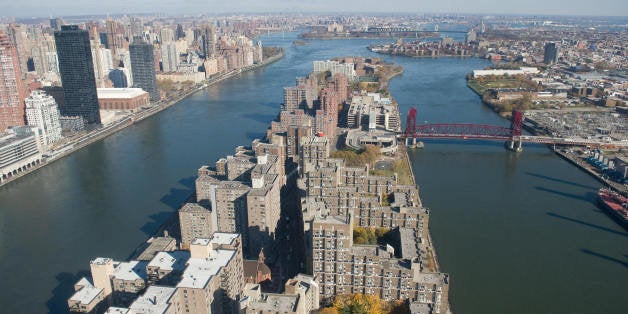 New York City's Roosevelt Island is viewed in this aerial photograph from a helicopter over New York on November 11, 2008. AFP PHOTO / Saul LOEB (Photo credit should read SAUL LOEB/AFP/Getty Images)