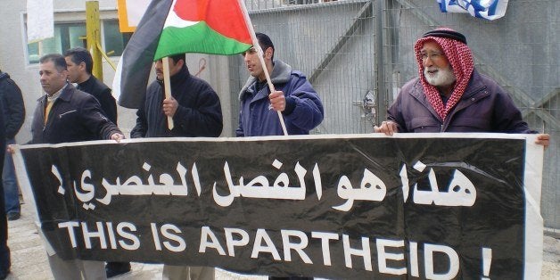 On Saturday, the 28th of March, more than 50 Palestinian residents of Hebron, supported by international and Israeli solidarity activists, were nonviolently rallying against the illegal Israeli settlements inside of Hebronâs old city. The demonstrators gathered near Beit Romano settlement. 11:30am Israeli forces violently dispersed the demonstration, firing tear gas and sound bombs and arresting one German solidarity activist.